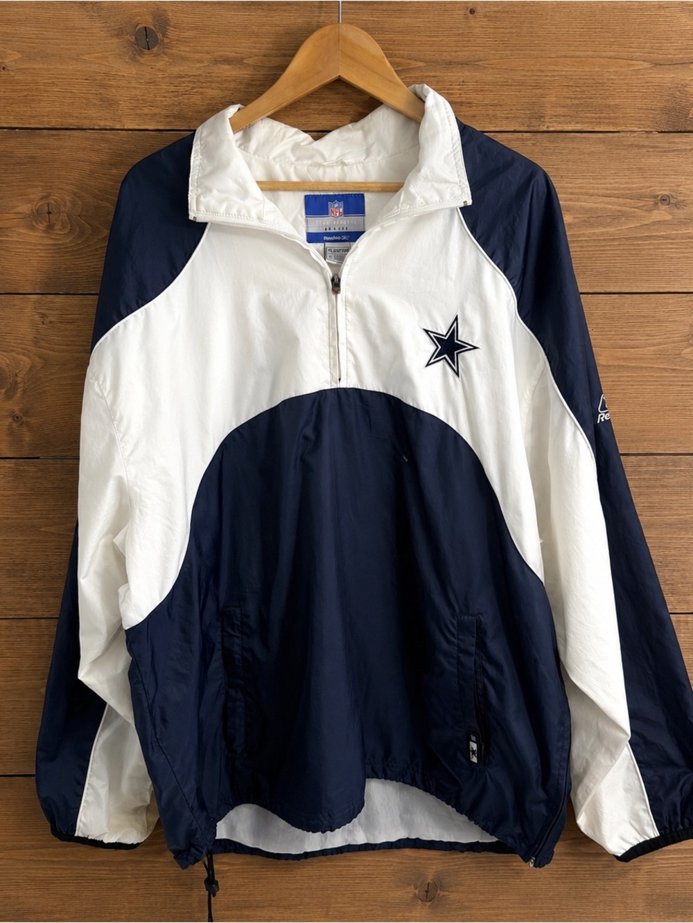Vintage 2005 Reebok Cowboys NFL Team Apparel Half-Zip windbreaker